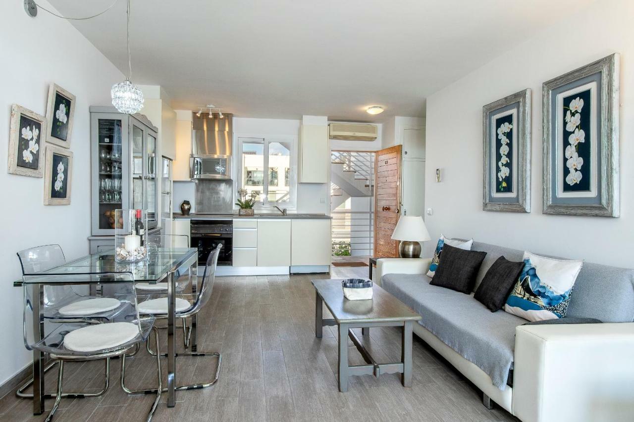 Apartment Sivella By Homevillas360 Port de Pollença Eksteriør bilde